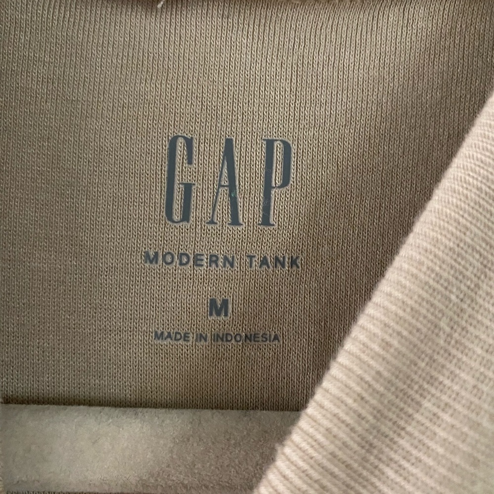 2 GAP Women's White and Tan Tank Tops - Picture 4 of 7